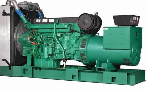 随县发电机除垢后需要用清水冲洗水冷式机油散热器几次？